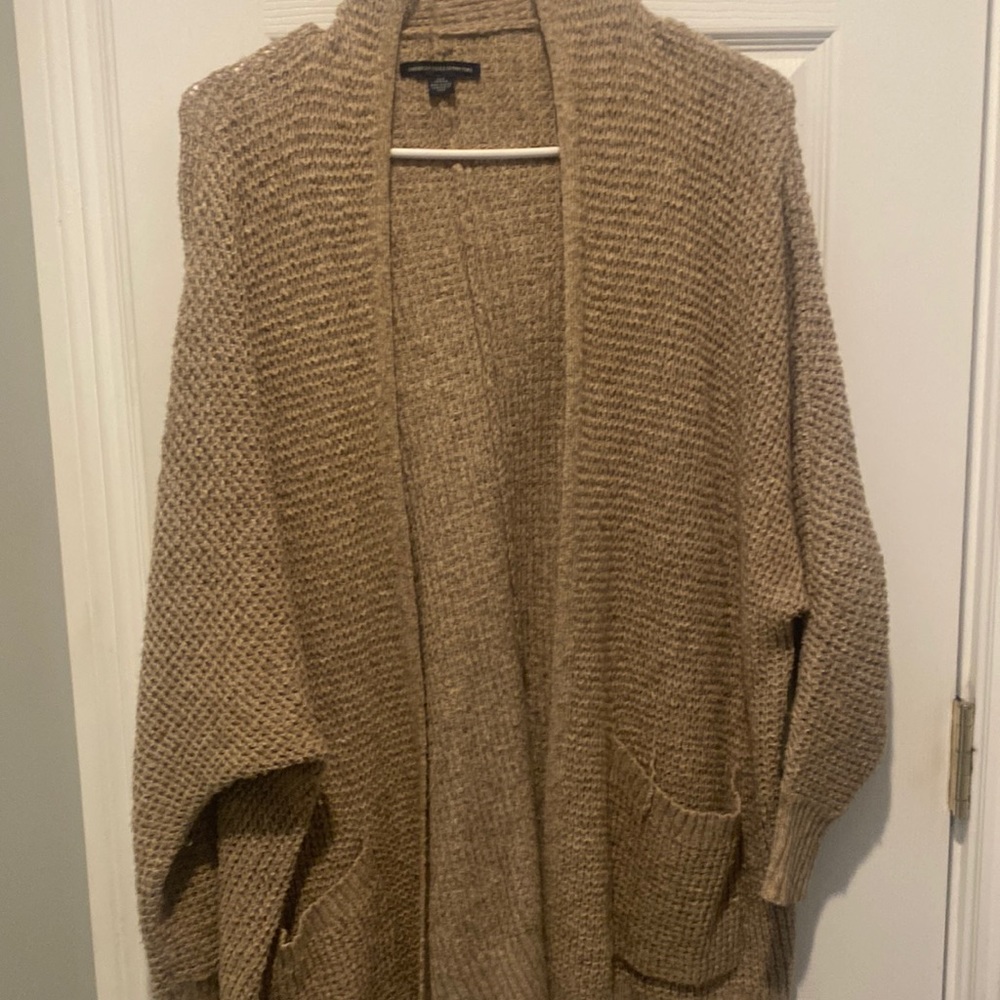 Like new American Eagle sweater